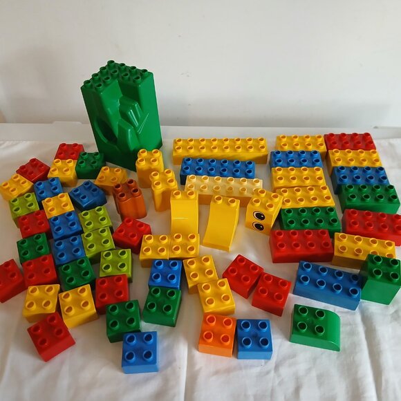 Duplo Building Blocks by Lego Group ( 64 Pieces ) - Picture 4 of 4
